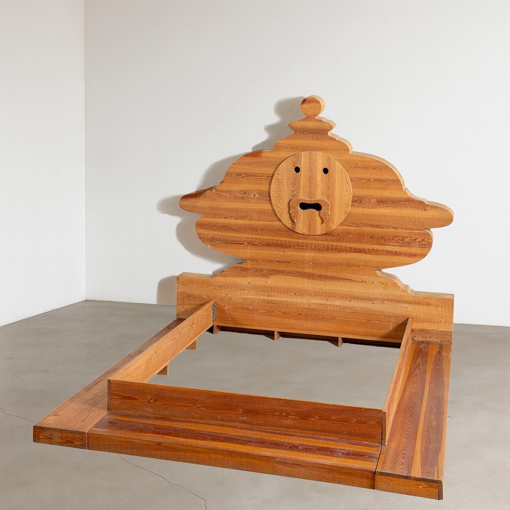 La Bocca della Verità by Mario Ceroli, sculptural wooden bed representing Italian art and design symbolism