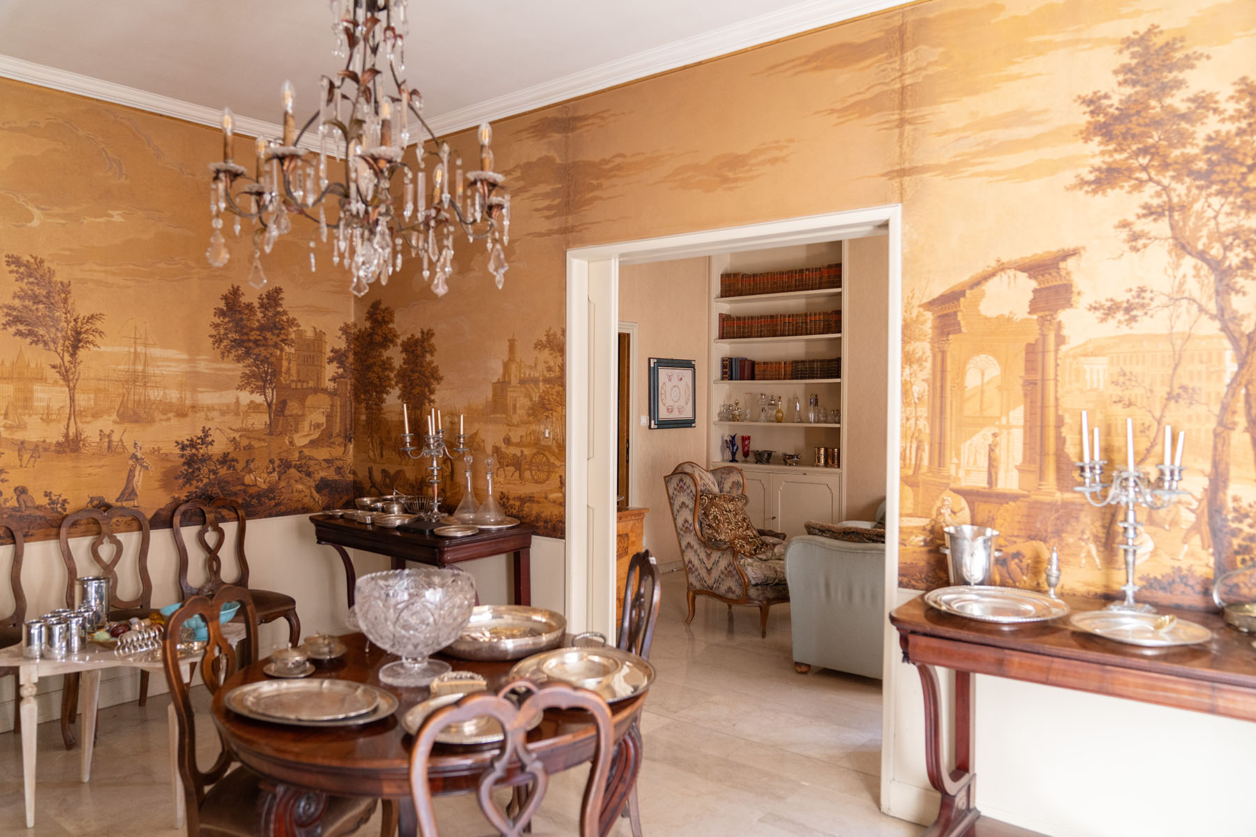 Asta Dimore Gregory’s Casa d’Aste – arredi antichi, argenti, dipinti antichi e dipinti del XVII e XIX secolo