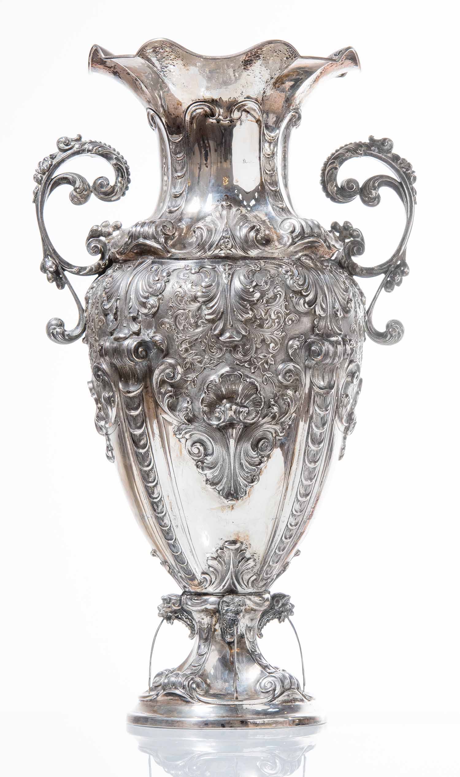 Grande vaso in argento, Alessandria, XX sec.