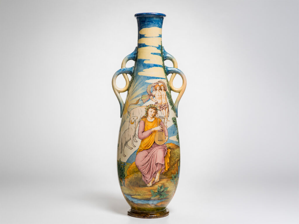 Manifattura Ginori, grande vaso Liberty in maiolica raffigurante "Rinascita della Primavera", primi anni del XX secolo.